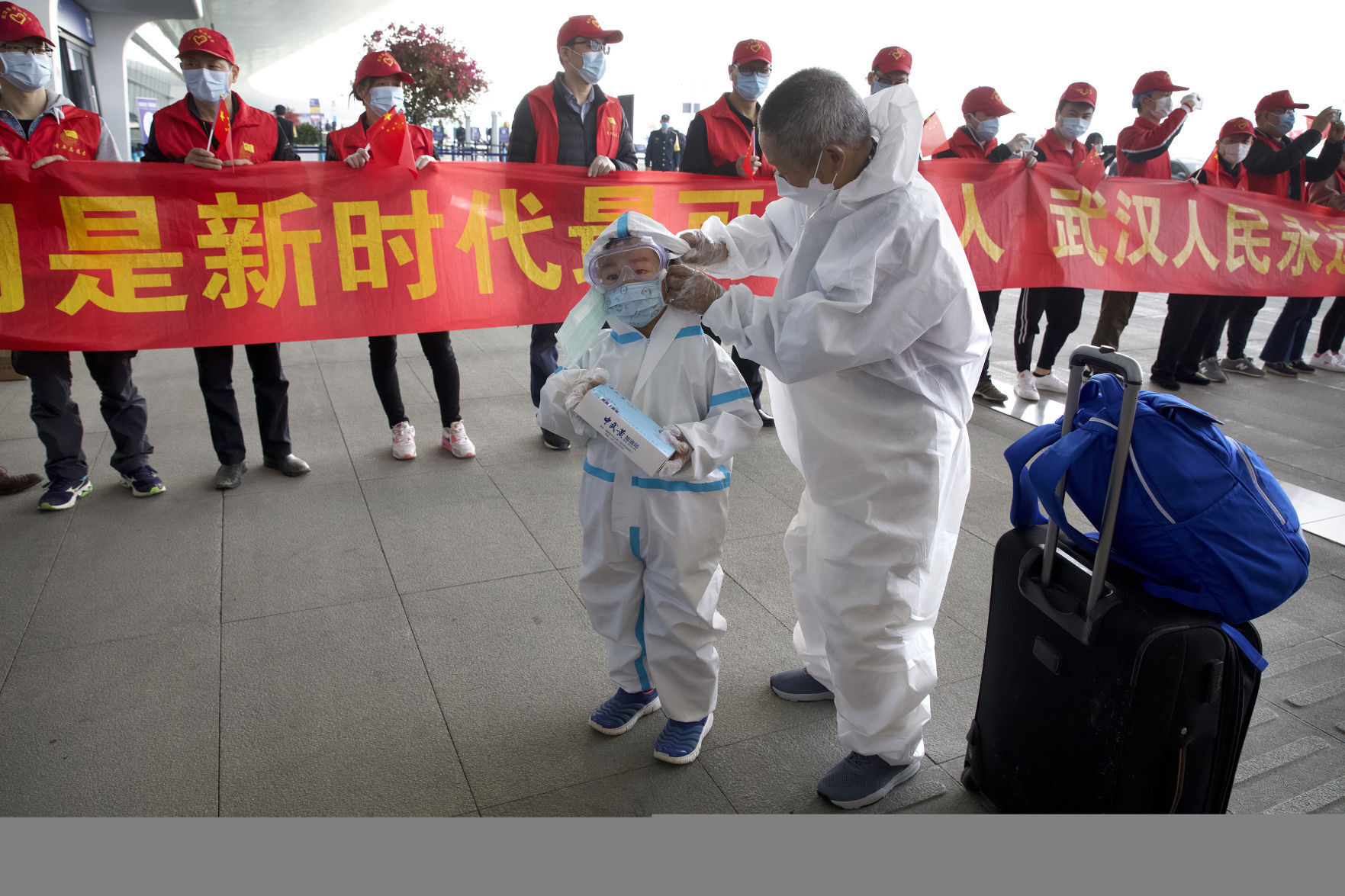 APTOPIX Virus Outbreak China Lockdown Lifted